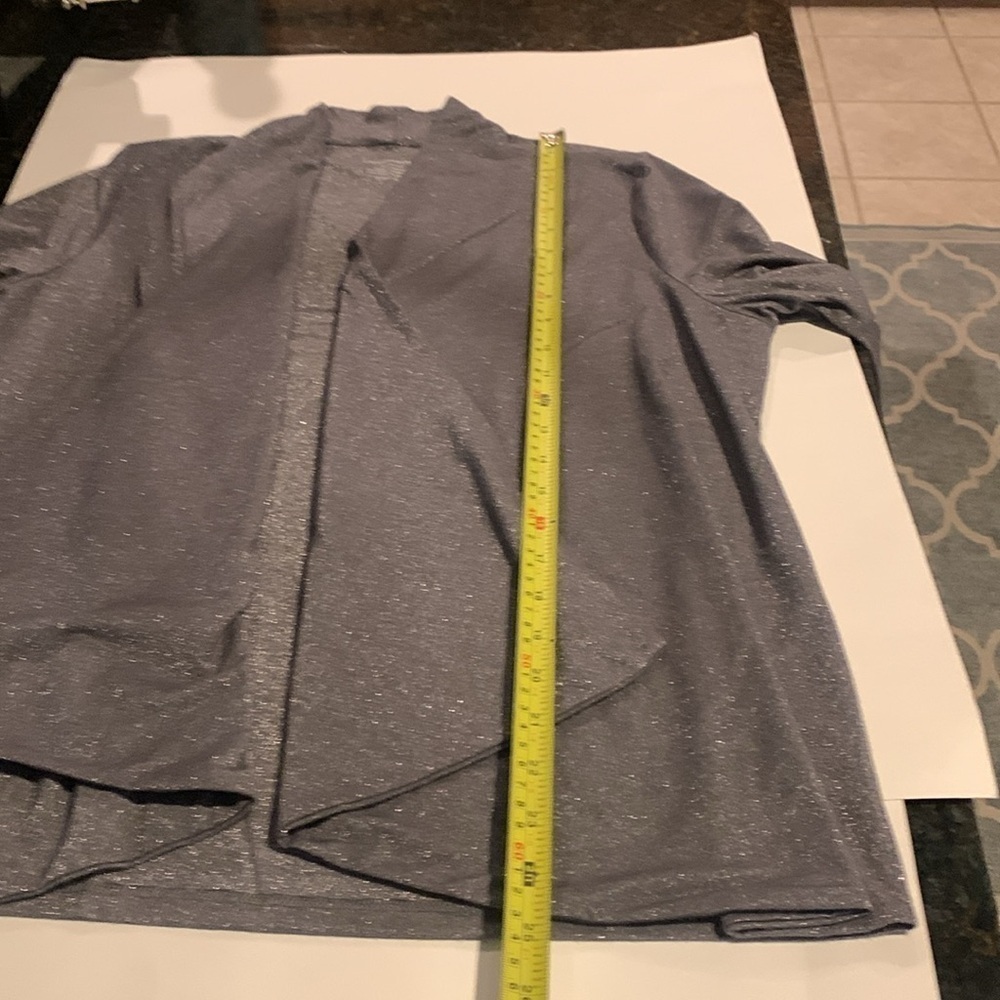 Women’s Charter Club 2 piece cardigan and tank set. Gray. Size petite medium. - Picture 8 of 8
